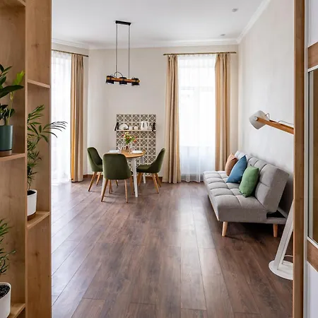 Leontovycha 1905 * Leopoli